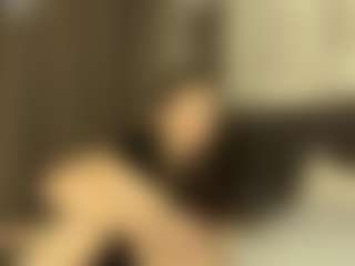 Live cam show with CtrlMeBaby - Skinny on AdultVida.com