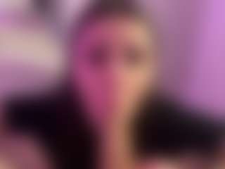 Live cam show with CtrlMeBaby - Brown Eyes on Latina Girls