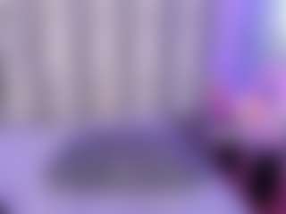 DannaGlow's Live Sex Cam Show