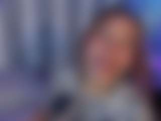 Live-camshow met DannaGlow - Thin op Camsoda