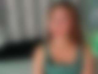 DannaGlow's Live Sex Cam Show
