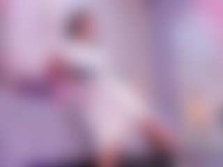 ElenaaFoster's Live Sex Cam Show