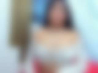 Live cam show with evelynn-22 - Sexwebcam on StripNow