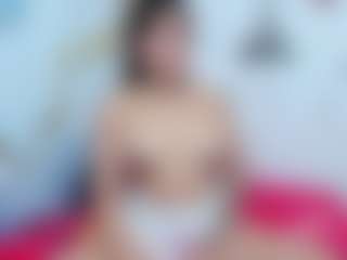 Live cam show with evelynn-22 - Drinking on Free Soda