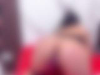 Live cam show with evelynn-22 - Eating Pussy on livesuperchat.net