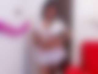 Live cam show with evelynn-22 - Smoking on studioflirtlive.com