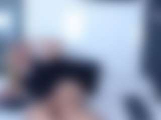 Live cam show with HunterBella - New Mature on CamClone