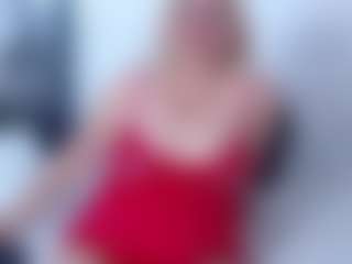 Live cam show with HunterBella - New Squirt on Gym Cam Girls