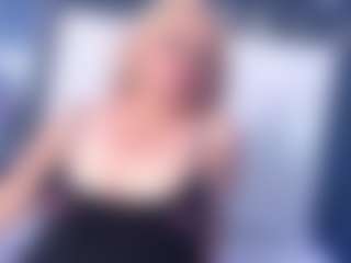 HunterBella's Live Sex Cam Show