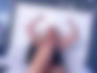 HunterBella's Live Sex Cam Show