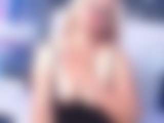 Live cam show with HunterBella - New Shaved Pussy on Camiplay Live