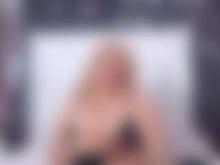 HunterBella's Live Sex Cam Show