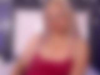 Live cam show with HunterBella - Mature on Camsoda