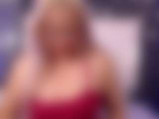 Live cam show with HunterBella - Camel Toe on Pornisteam.com