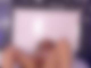 Live cam show with HunterBella - Camel Toe on xDating