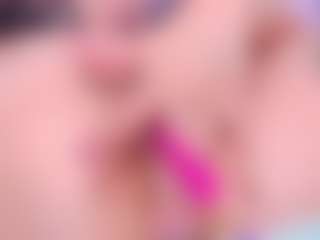 Luna-Alhara's Live Sex Cam Show