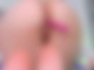 Luna-Alhara's Live Sex Cam Show