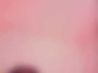 mariana-tay MILF webcam performer live streaming