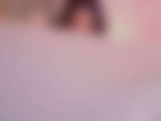 Live cam show with mariana-tay - Striptease MILF on liverealitysex.com