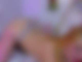 pretty-tay's Live Sex Cam Show