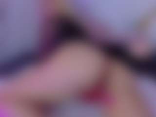 pretty-tay's Live Sex Cam Show