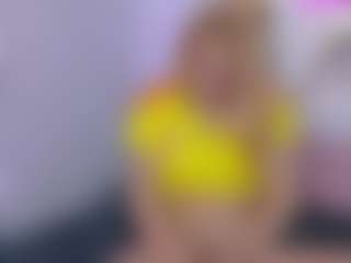 pretty-tay's Live Sex Cam Show