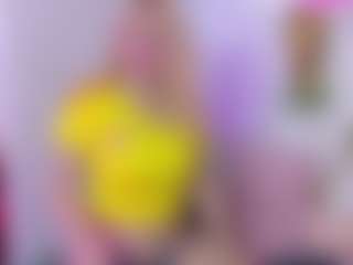 pretty-tay's Live Sex Cam Show