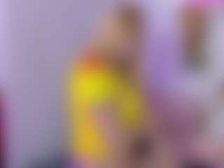 pretty-tay's Live Sex Cam Show
