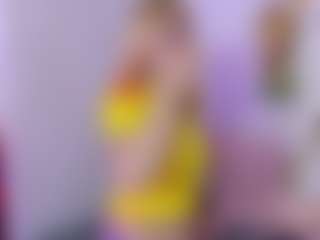 pretty-tay's Live Sex Cam Show
