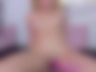 pretty-tay's Live Sex Cam Show