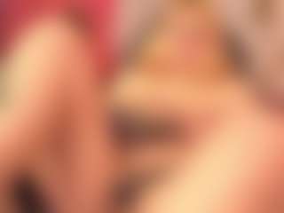 pretty-tay's Live Sex Cam Show