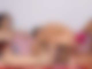 Space-Cutegiirls's Live Sex Cam Show