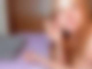 Space-Cutegiirls's Live Sex Cam Show