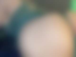 Live cam show with SweetBlaire - Average on Mixed Magazine Live