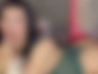 Live cam show with SweetBlaire - Drinking on xDating
