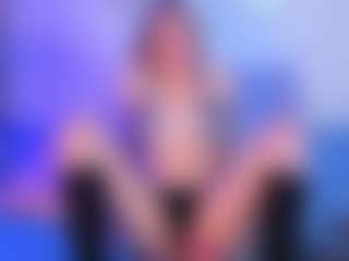Wanda-blue's Live Sex Cam Show
