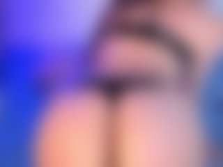 Wanda's Live Sex Cam Show