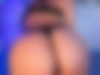 Wanda's Live Sex Cam Show