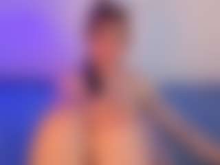 Wanda's Live Sex Cam Show