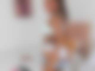 Live cam show with Zeendaya - Skinny on Hubzter Live