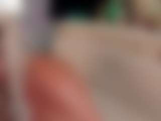 Live cam show with AnnaCoolidge - New MILF on liverealitysex.com