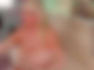 Live cam show with AnnaCoolidge - Blonde Hair MILF on Cam Slut
