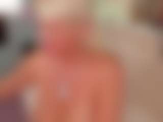 Live cam show with AnnaCoolidge - Dildo on liverealitysex.com