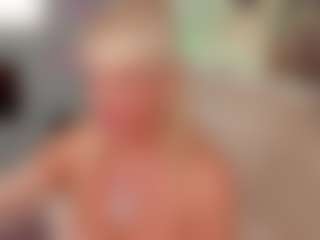 Live cam show with AnnaCoolidge - Granny on Soda Cam