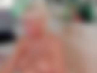 Live cam show with AnnaCoolidge - Granny BBW on CamwithHer