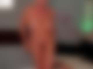Live cam show with AnnaCoolidge - MILF on Hubzter Live