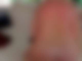 Live cam show with AnnaCoolidge - Granny on livesuperchat.net