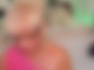 Live cam show with AnnaCoolidge - New Toys on milfzrlive.com