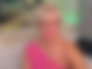 Live cam show with AnnaCoolidge - New BBW on crypto-cams