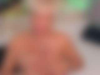 Live cam show with AnnaCoolidge - Big Ass MILF on hotwifechat.live